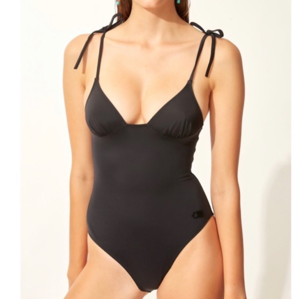 NWT ANTHRO SOLID & STRIPED the Olympia in black size XS
